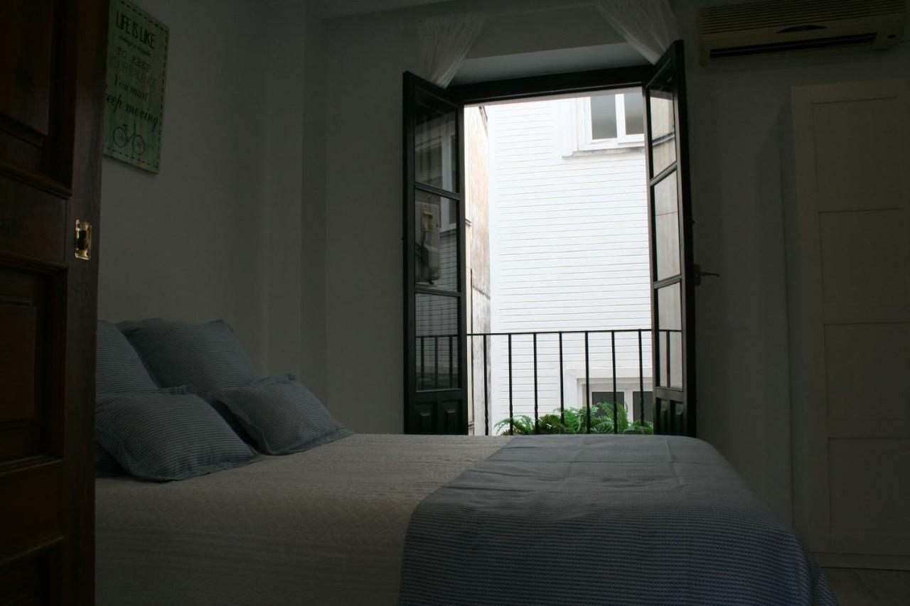 Clb Sierpes Apartment เซบีญา ภายนอก รูปภาพ